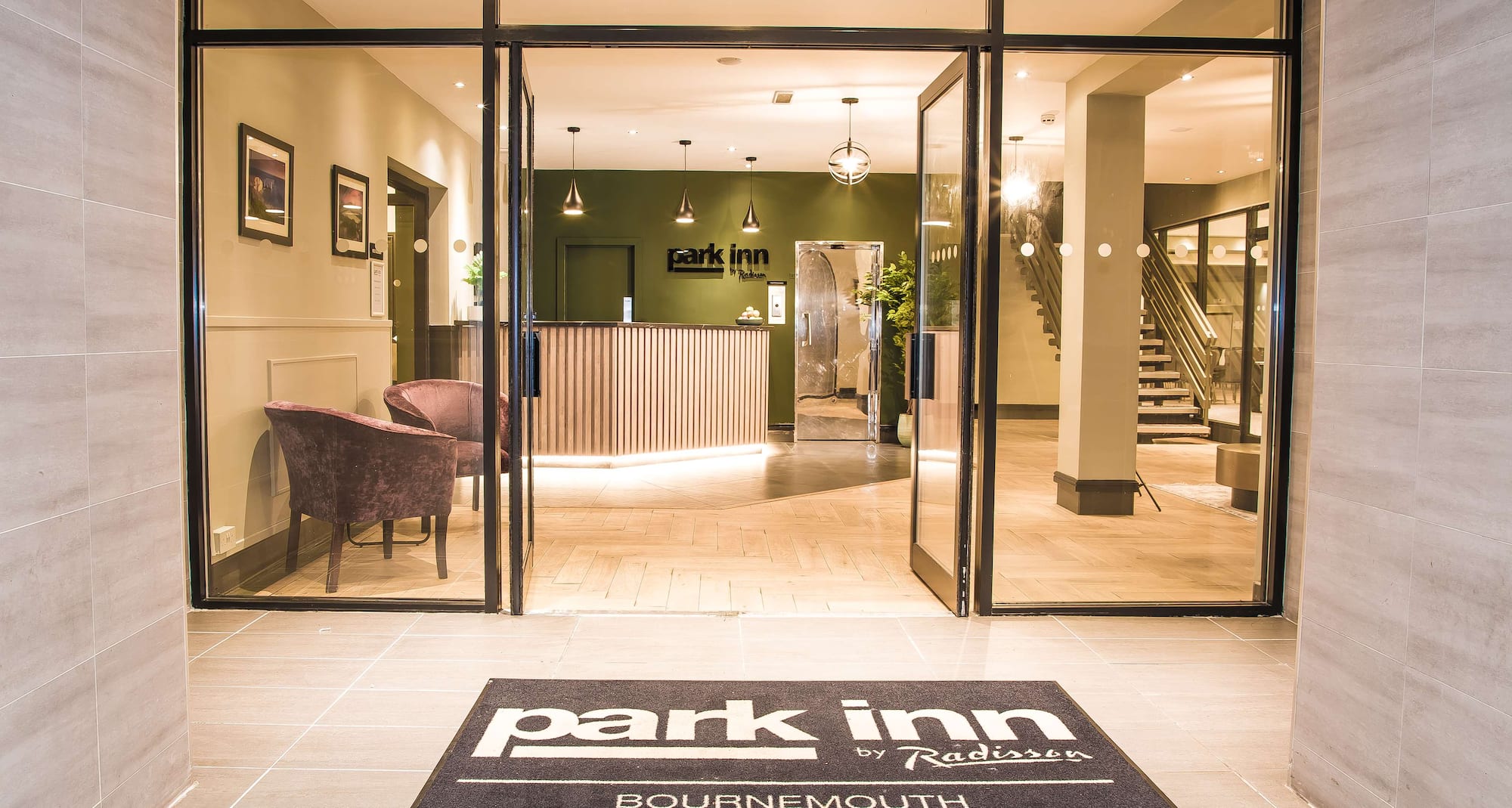 Park Inn by Radisson Bournemouth - Entrance