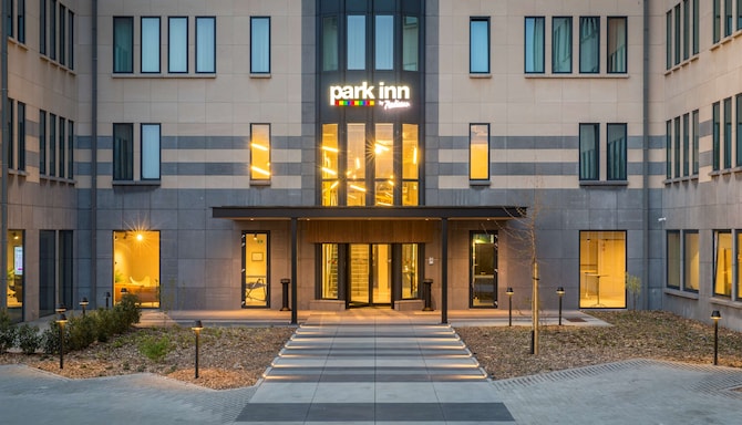 Park Inn By Radisson Zurich Airport Hotel www.radissonhotels.com