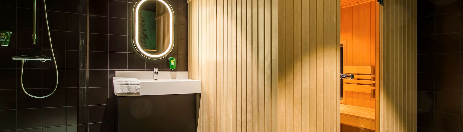 Park Inn by Radisson Brussels Airport - Sauna