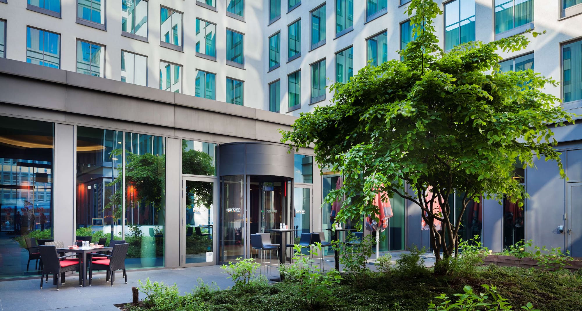 Park Inn by Radisson Brussels Midi, Brussels - Vista exterior