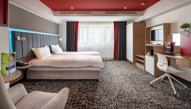 Park Inn by Radisson Bucharest Hotel & Residence - Guest room