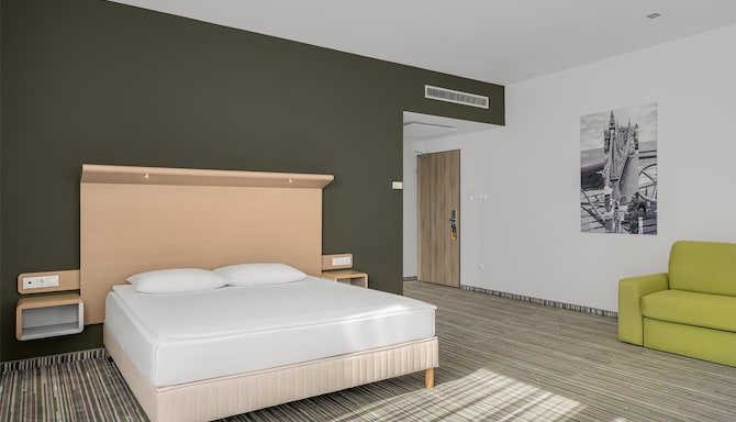 Park Inn by Radisson Budapest - Family room
