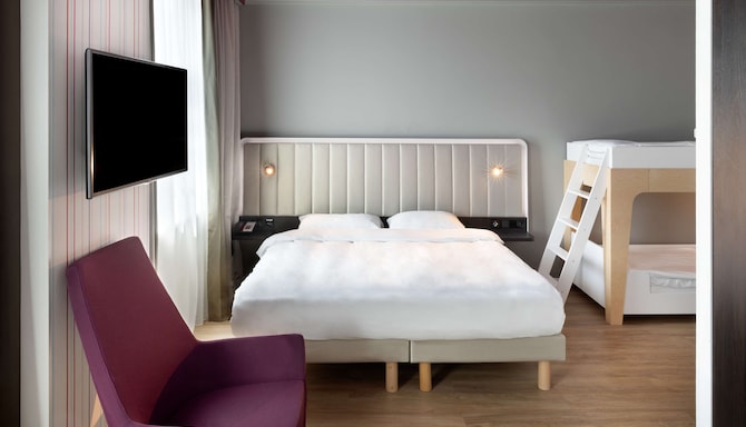 Park Inn by Radisson Central Tallinn - Family Room