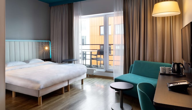 Park Inn by Radisson Central Tallinn - Superior Room with balcony