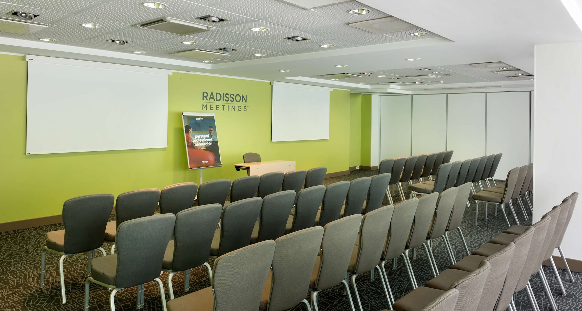 Park Inn By Radisson Central Tallinn - зал Stuudio I с театральной рассадкой