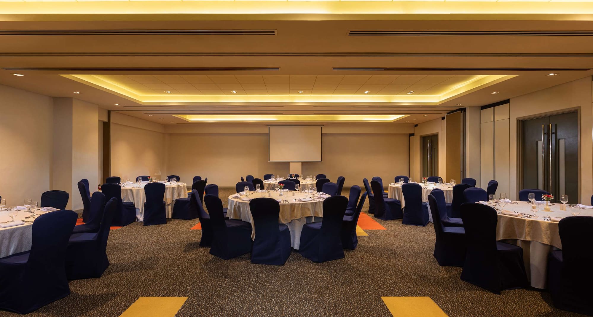 Park Inn by Radisson Clark - Meeting Room
