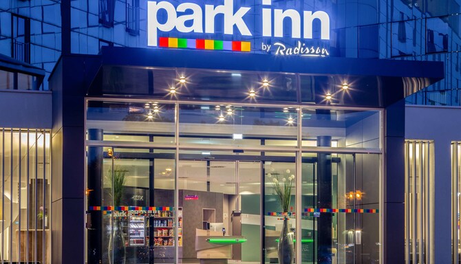 Park Inn by Radisson Cologne City West - Lobby
