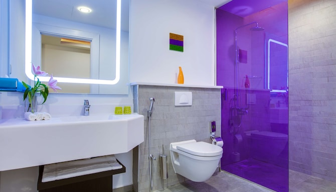 Park Inn by Radisson Dammam - غرفة الضيوف