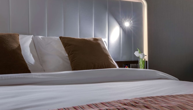 Park Inn by Radisson Dammam - غرفة الضيوف