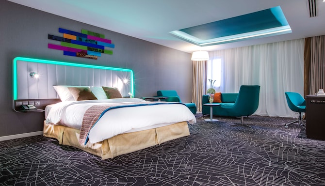Park Inn by Radisson Dammam - غرفة الضيوف