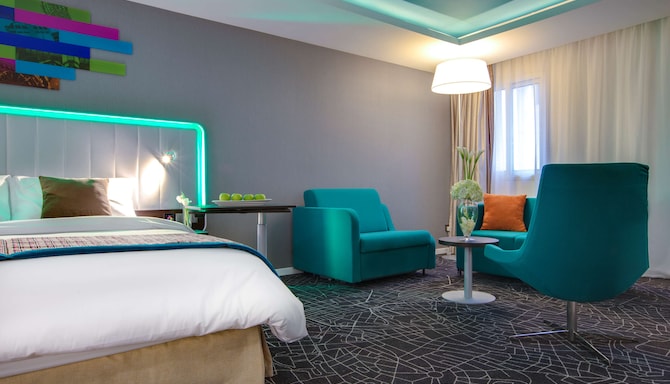 Park Inn by Radisson Dammam - غرفة الضيوف