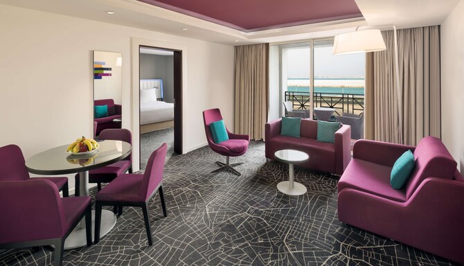 Park Inn by Radisson Dammam - غرفة الضيوف