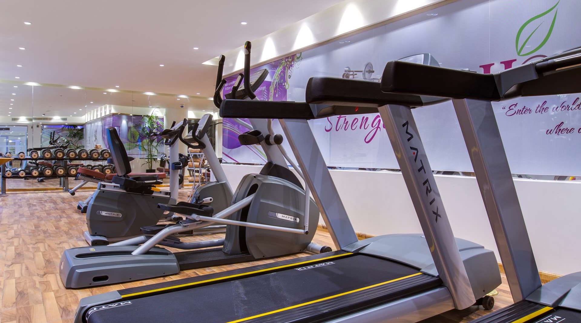 Park Inn by Radisson Dammam - Gym