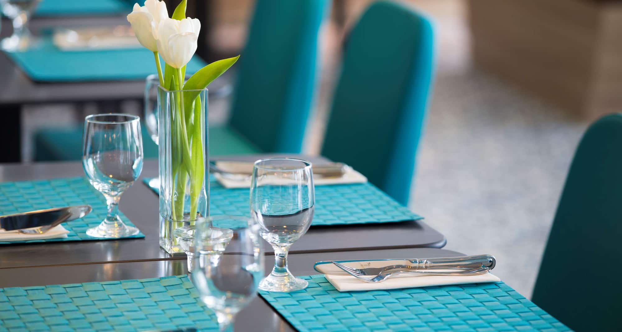 Park Inn by Radisson Dammam - Alwan Restaurant