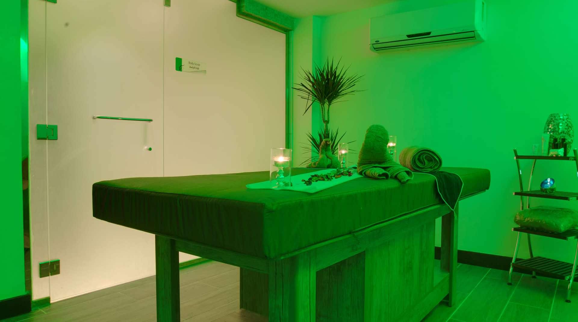 Park Inn by Radisson Dammam - Spa Massage Room