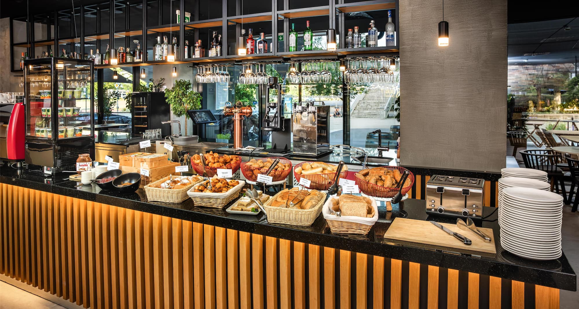 Park Inn by Radisson Danube Bratislava - Breakfast