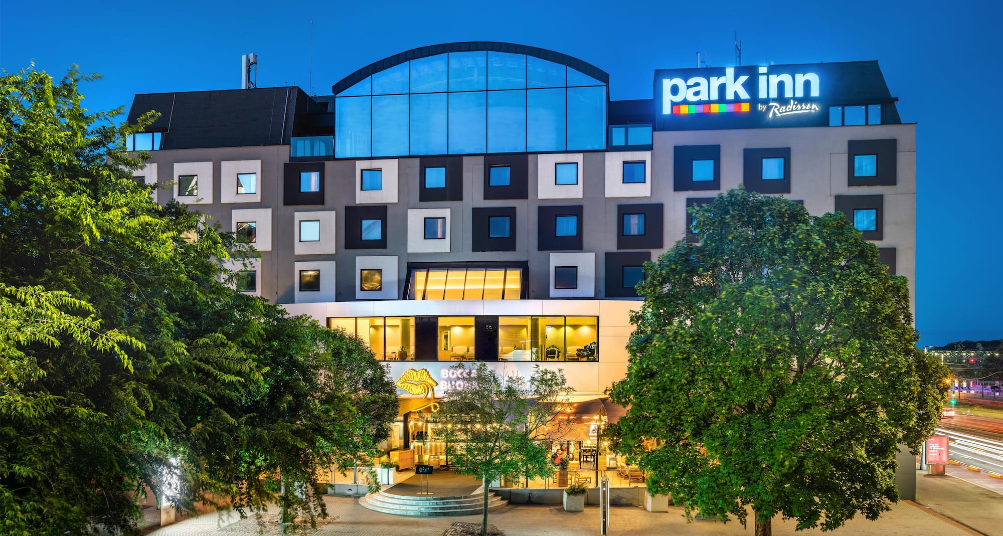 Park Inn by Radisson Danube Bratislava - Aussenansicht