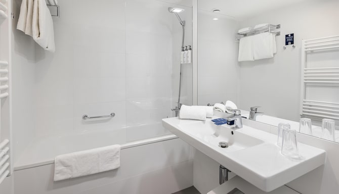 Park Inn by Radisson Danube Bratislava - Junior Suite