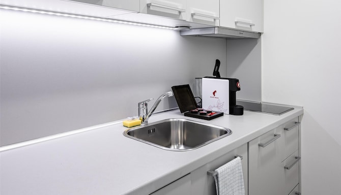 Park Inn by Radisson Danube Bratislava - One Bedroom Apartment