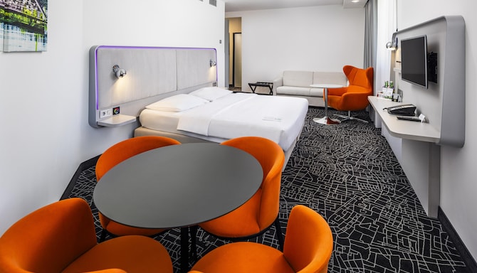 Park Inn by Radisson Danube Bratislava - Junior Suite