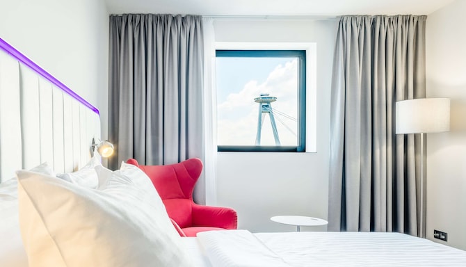Park Inn by Radisson Danube Bratislava – Gästezimmer