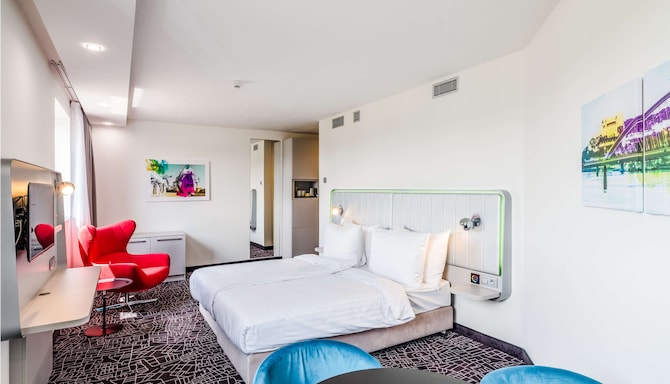 Park Inn by Radisson Danube Bratislava - Junior Suite