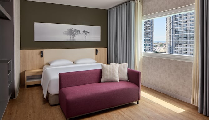 Park Inn by Radisson Davao - One Bedroom Suite