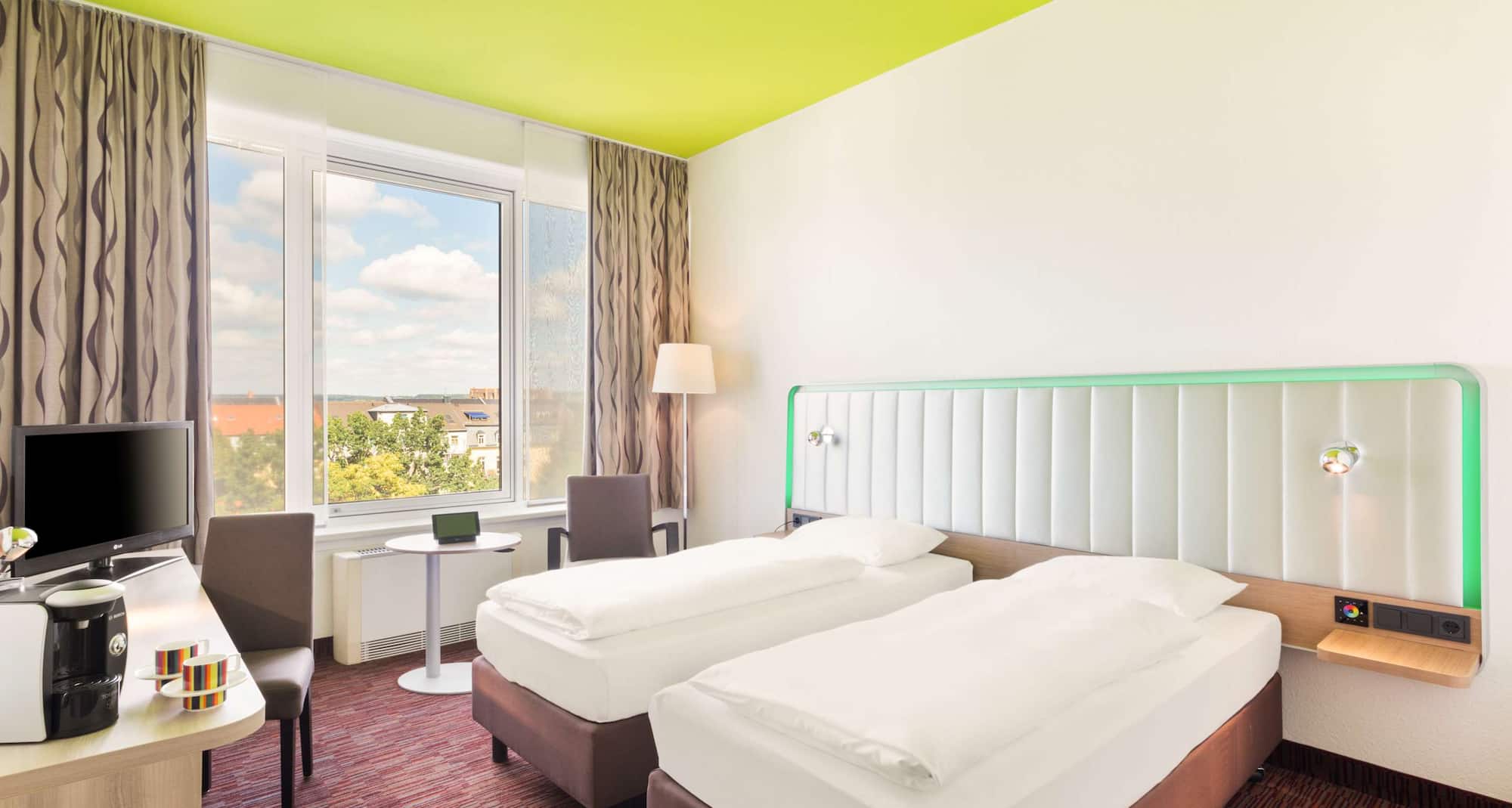 Park Inn by Radisson Dresden - Exterior
