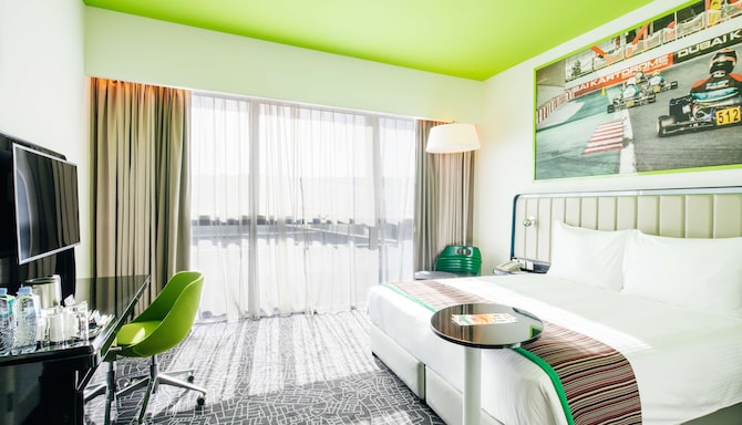 Park Inn by Radisson Dubai Motor City - Guest Room