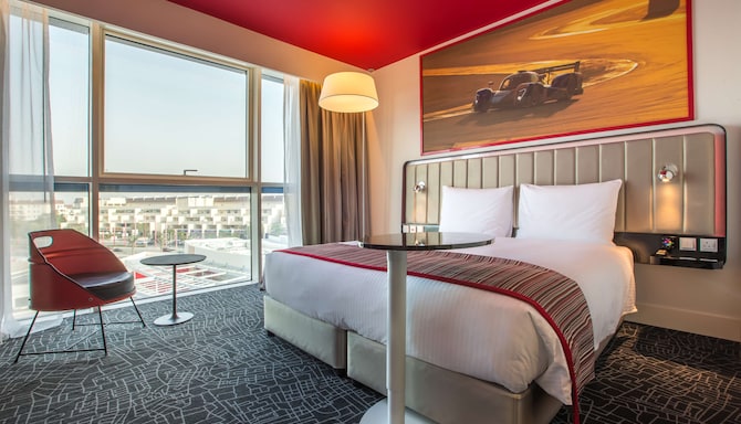 Park Inn by Radisson Dubai Motor City - Standard Room