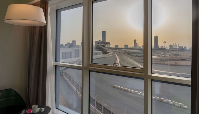 Park Inn by Radisson Dubai Motor City - Guest room