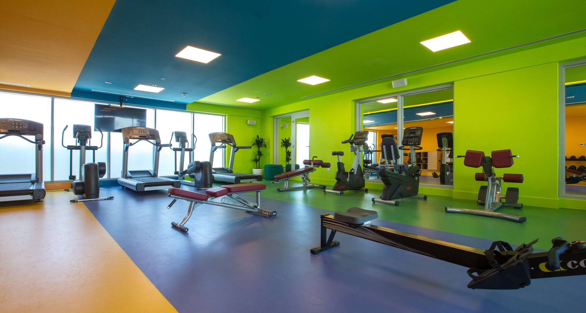 Dubai Motor City hotel Park Inn by Radisson Dubai Motor City