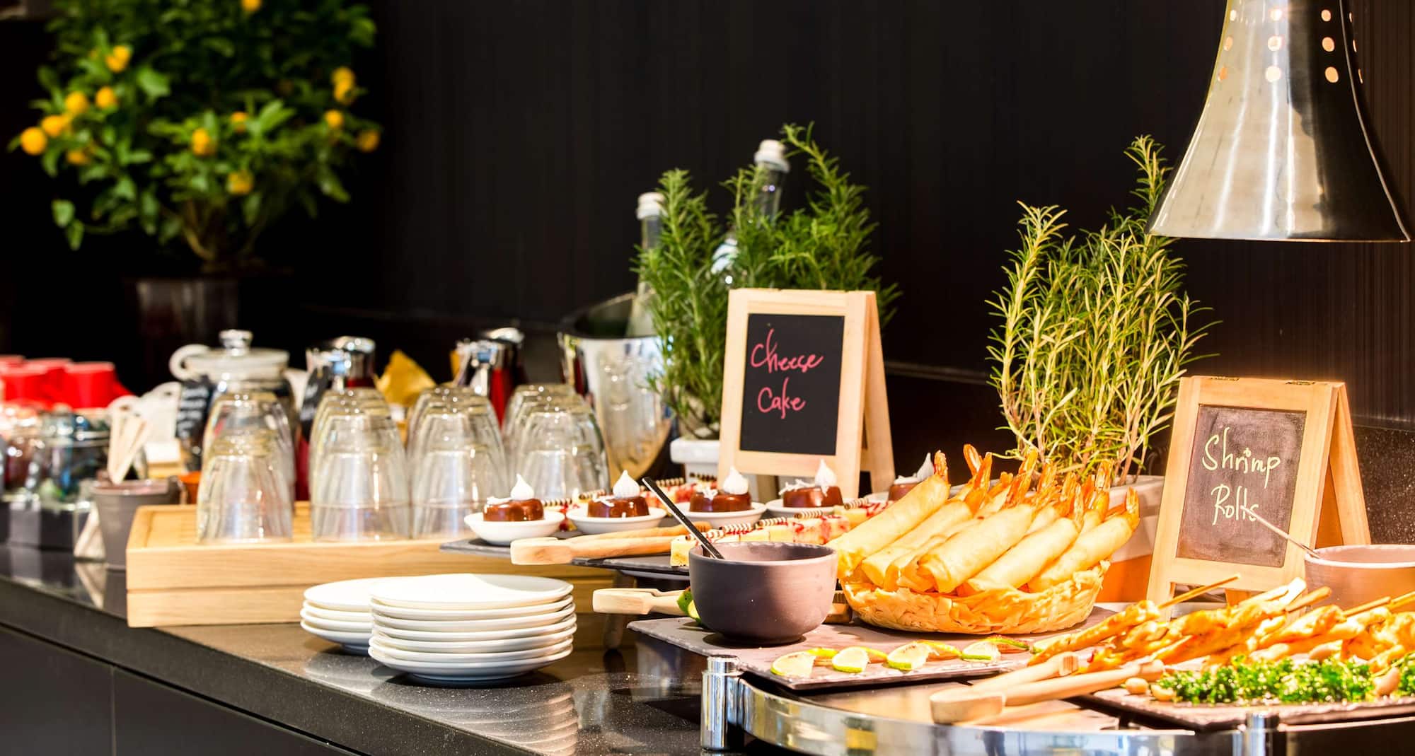 Park Inn by Radisson Dubai Motor City - Meeting room Snacks