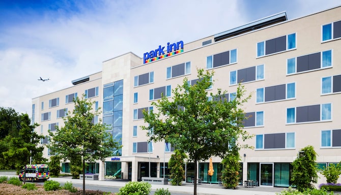 Park Inn by Radisson Frankfurt Airport - Vista exterior