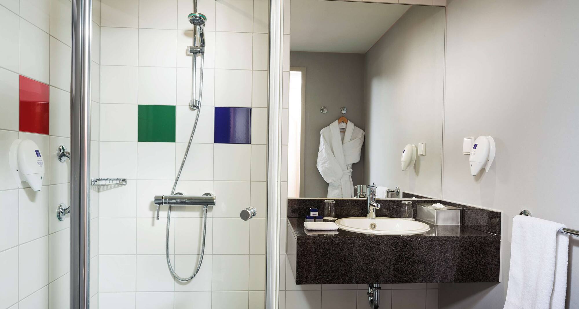 Hotel Park Inn Radisson Frankfurt Airport www.radissonhotels.com