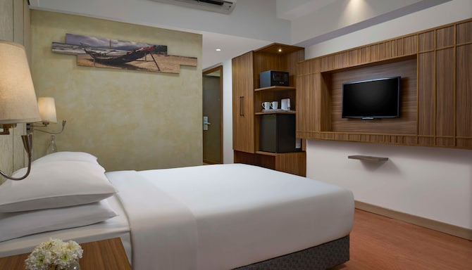 Park Inn by Radisson Goa Candolim - Standard Cozy Room