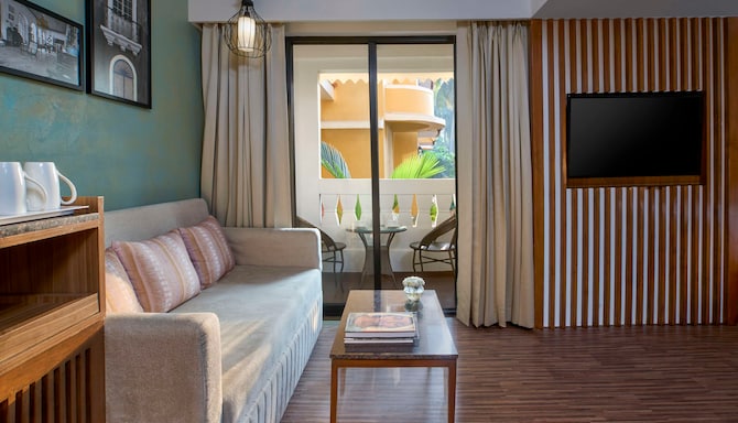 Park Inn by Radisson Goa Candolim - Family Room