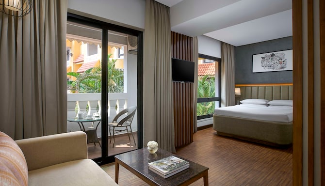 Park Inn by Radisson Goa Candolim - Premium Queen Room