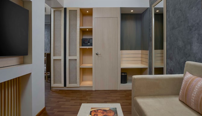 Park Inn by Radisson Goa Candolim - Junior Suite