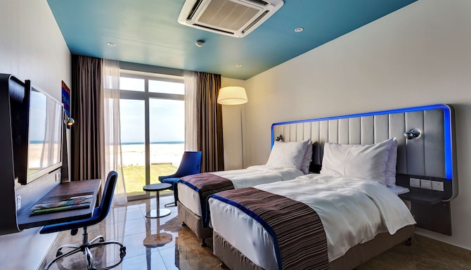 Park Inn by Radisson Hotel and Residence Duqm - Two bedroom chalet