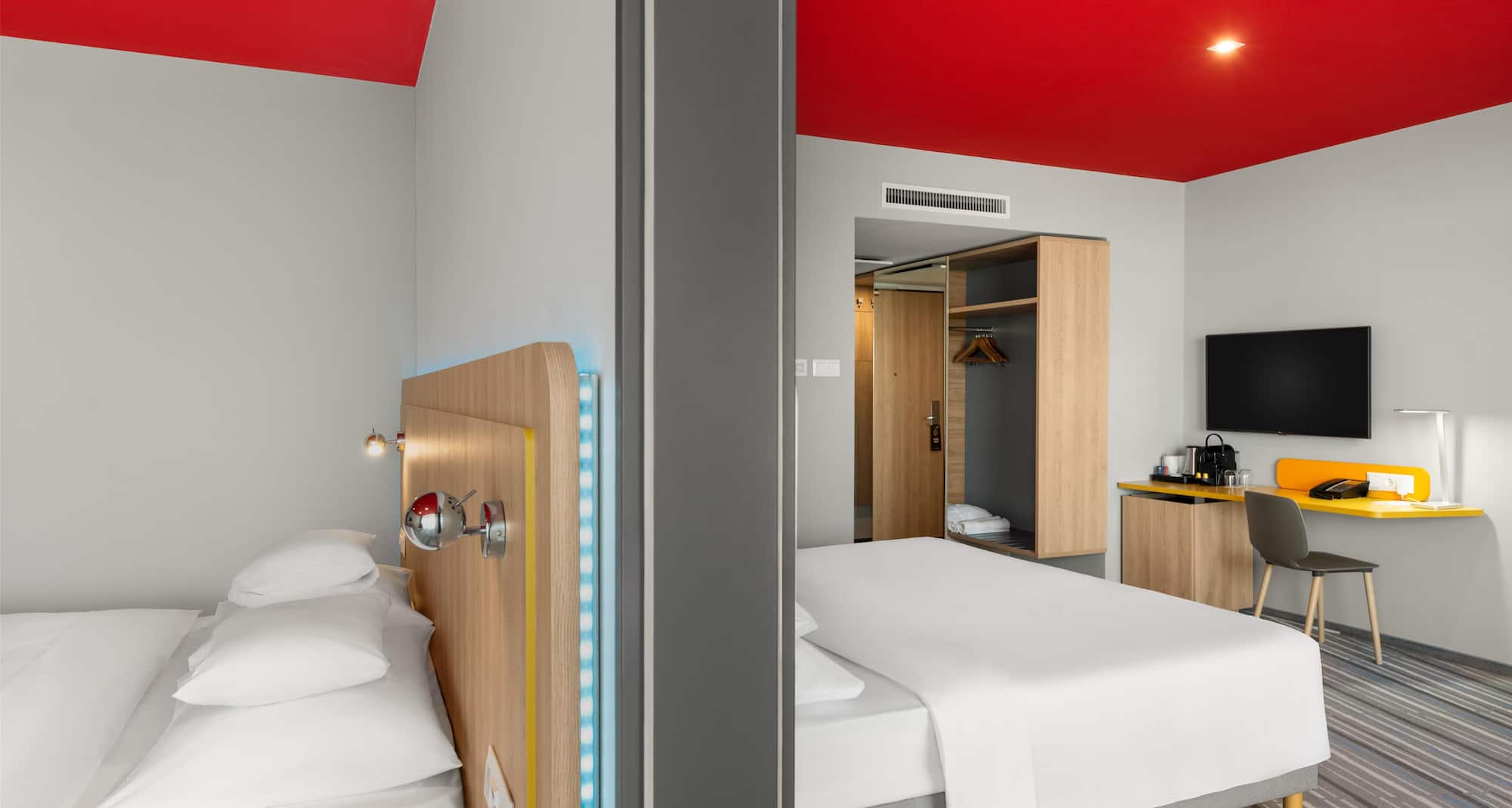 Park Inn by Radisson Hotel and Spa Zalakaros - Standard room for families / Connecting standard rooms