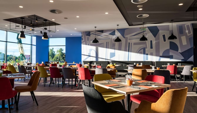 Park Inn Radisson Menu Visit our on-site restaurant in during your stay | Radisson Hotels