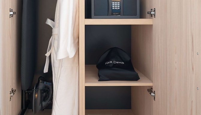 Park Inn by Radisson Hotel & Apartments Kuwait - Superior Room - Sea View