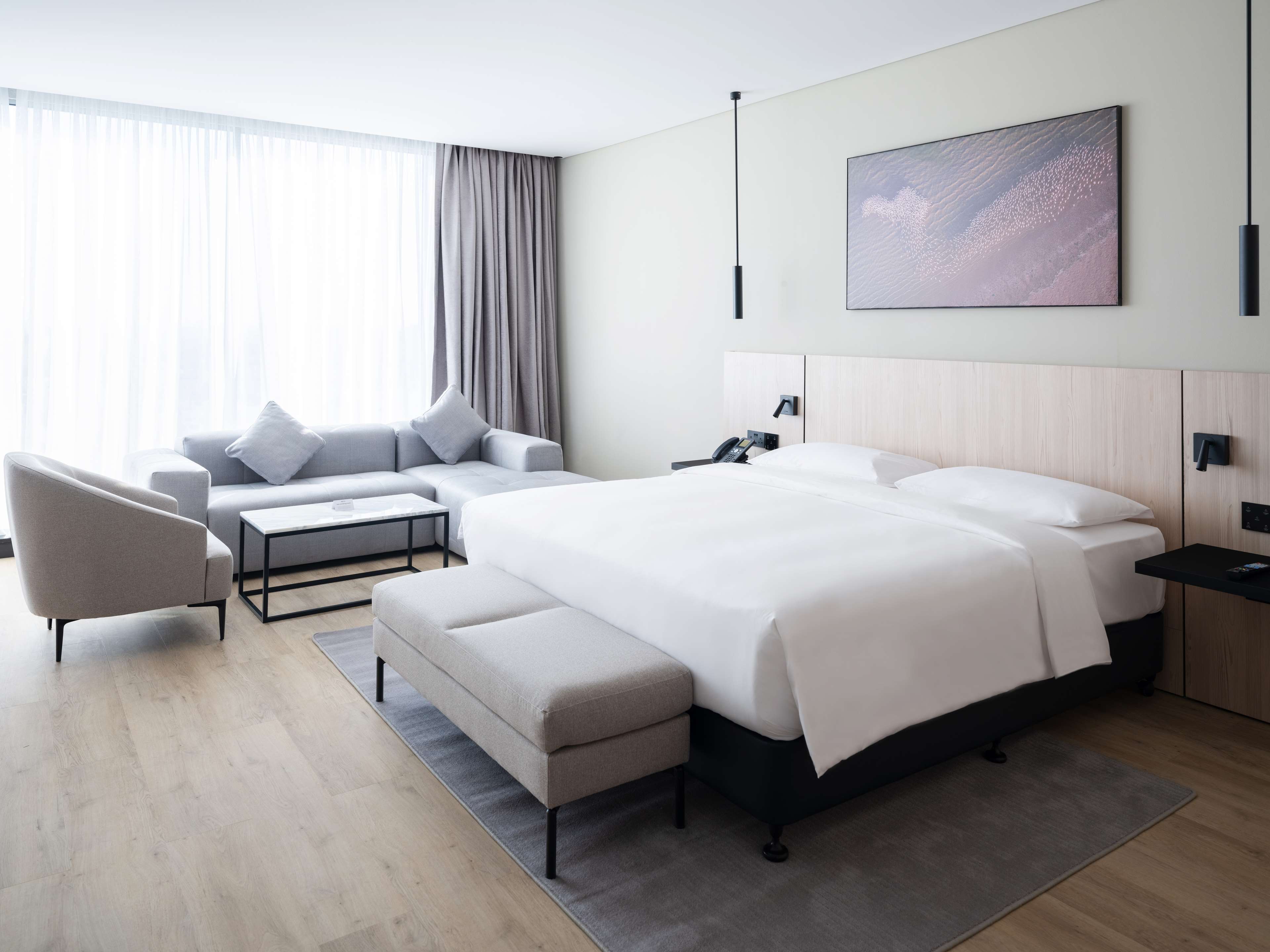 Park Inn by Radisson Hotel & Apartments Kuwait - Premium Room - City View