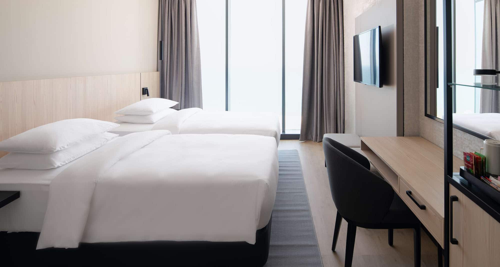 Park Inn by Radisson Hotel and Apartments Kuwait - Standard Room - Sea View