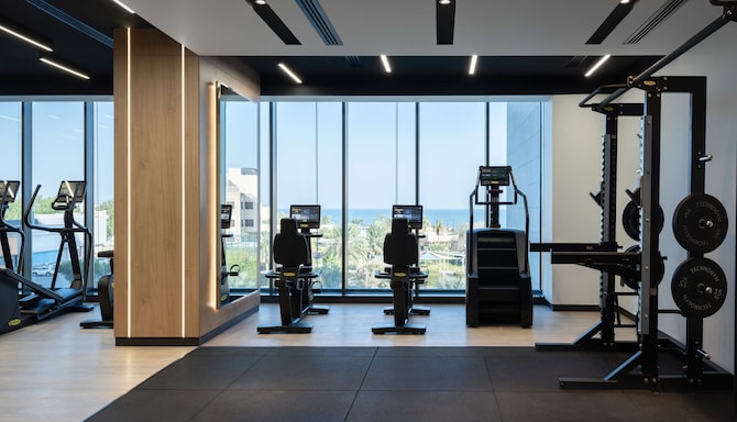 Park Inn by Radisson Hotel and Apartments Kuwait - Fitness and Wellness
