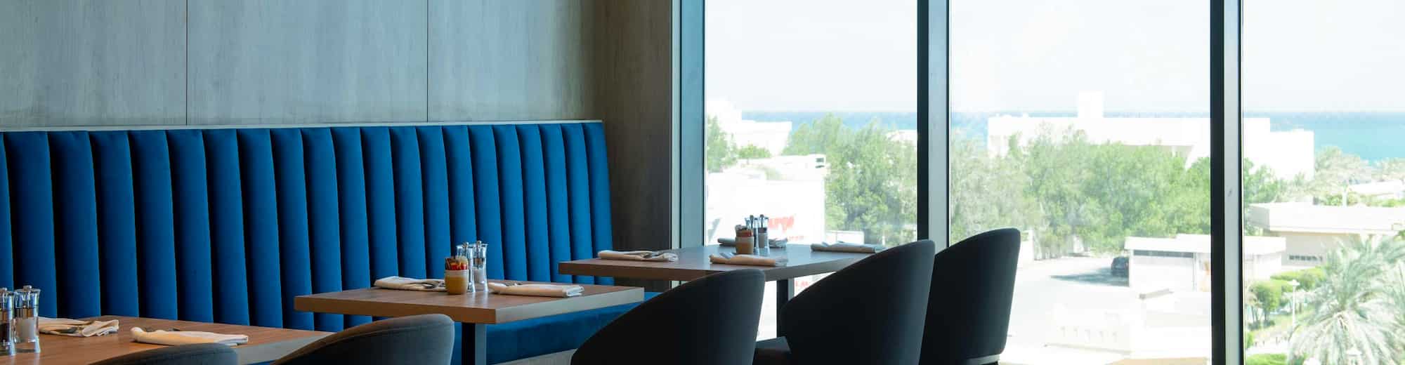 Park Inn by Radisson Hotel and Apartments Kuwait - Restaurant Al Maha