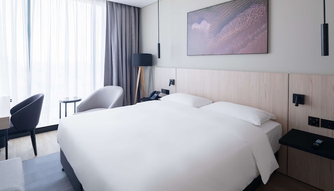 Park Inn by Radisson Hotel & Apartments Kuwait - One Bedroom Suite - Sea View
