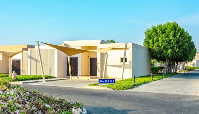 Park Inn by Radisson Hotel & Residence Duqm - Exterior view of the building