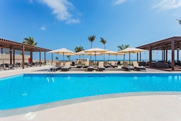 Park Inn by Radisson Hotel and Residence Duqm - Outdoor Pool